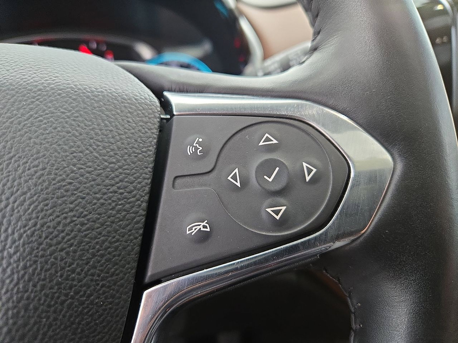 Certified 2018 Chevrolet Traverse High Country image 18