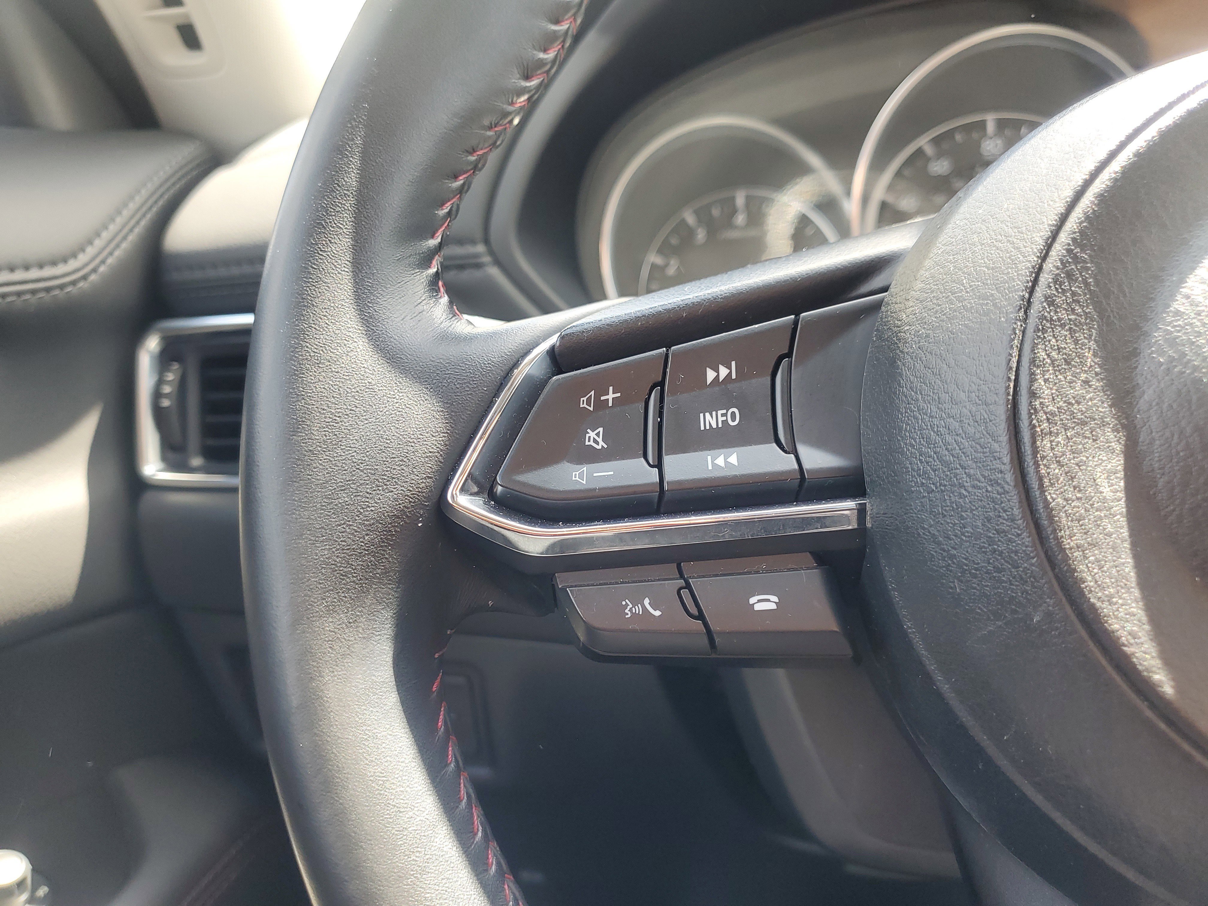 Used 2023 MAZDA CX-5 Carbon Edition image 22