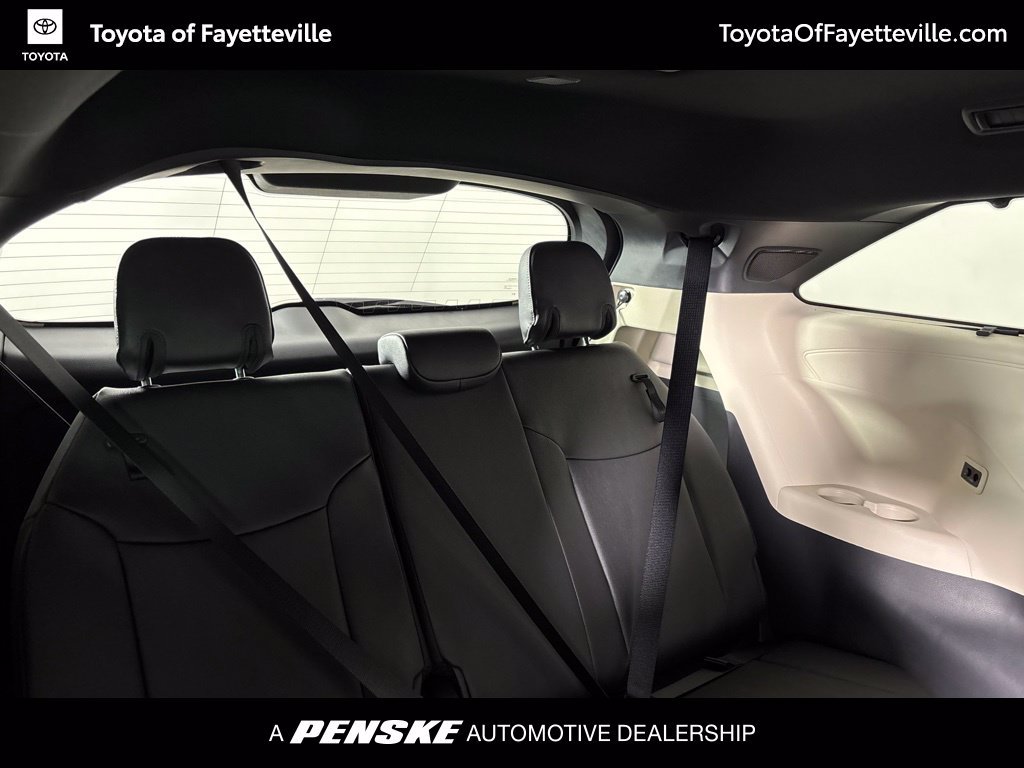 New 2026 Toyota Sienna Platinum AWD/4WD image 18