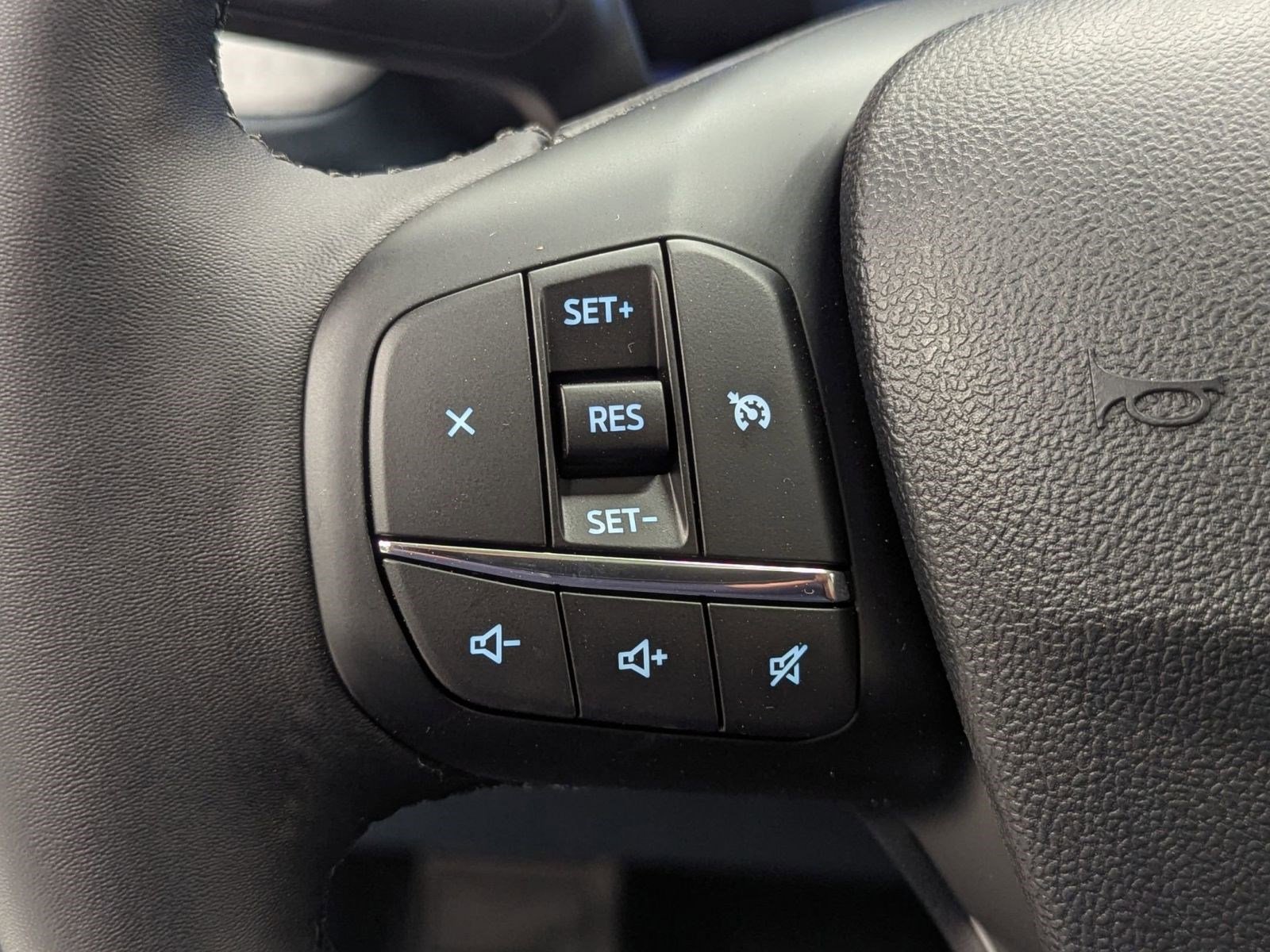 New 2025 Ford Maverick XLT w/ XLT Luxury Package image 13