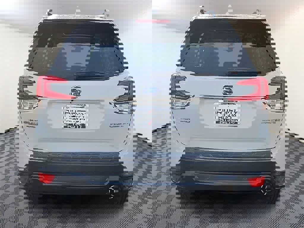 Used 2021 Subaru Forester Limited image 5