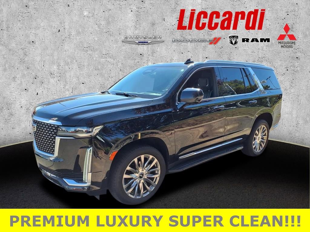 Used 2021 Cadillac Escalade Premium Luxury w/ Performance Package image 4