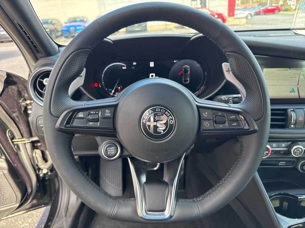 New 2025 Alfa Romeo Giulia AWD image 15