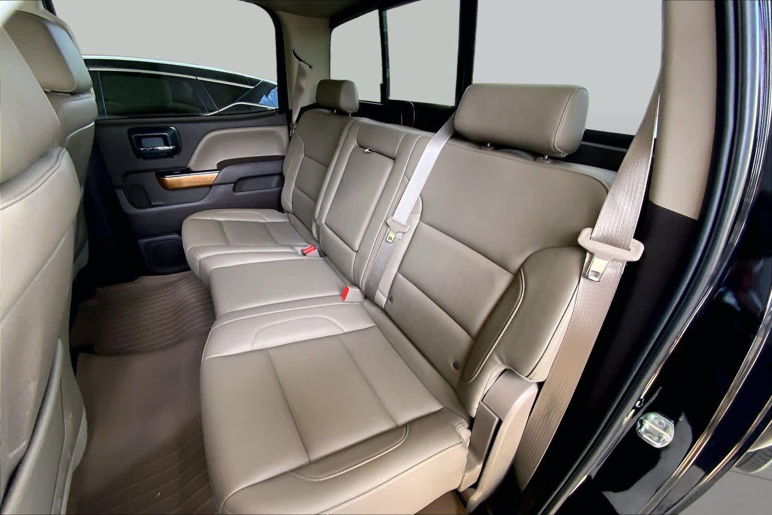Used 2015 Chevrolet Silverado 3500 LTZ AWD/4WD image 20