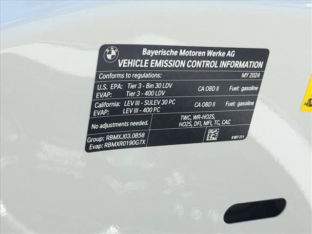 Used 2024 BMW 740i RWD image 28
