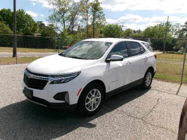 Used 2024 Chevrolet Equinox LT FWD image 3