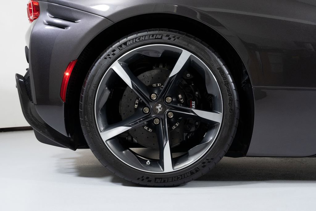Used 2022 Ferrari SF90 Spider AWD/4WD image 21