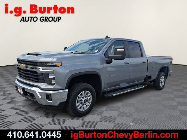 Used 2025 Chevrolet Silverado 2500 LT w/ Convenience Package image 3