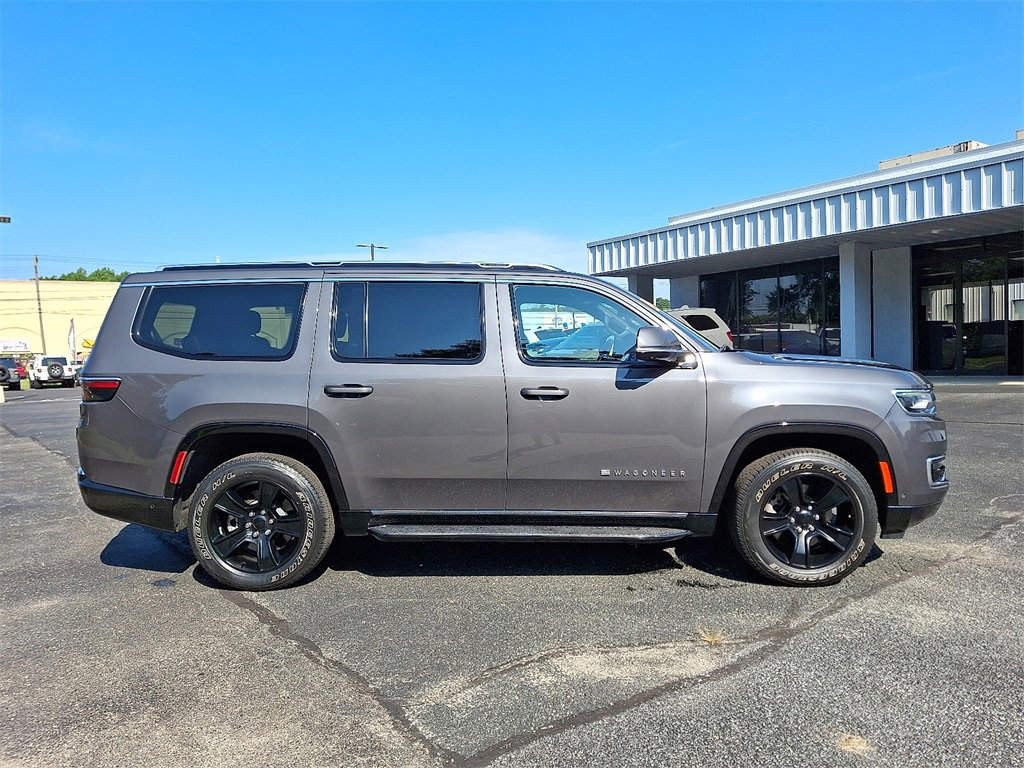 Used 2022 Jeep Wagoneer Series III w/ Convenience Group I image 7