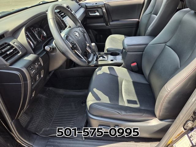 Used 2021 Toyota 4Runner Venture w/ Moonroof Package AWD/4WD image 10