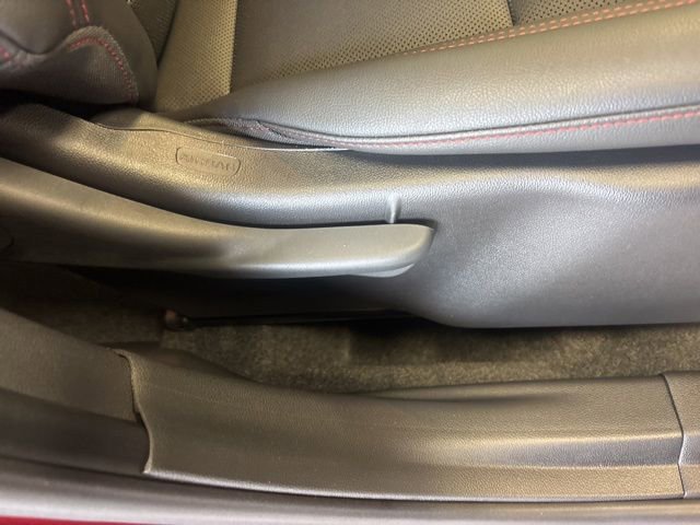 Used 2024 Chevrolet Trax RS w/ Sunroof Package FWD image 14