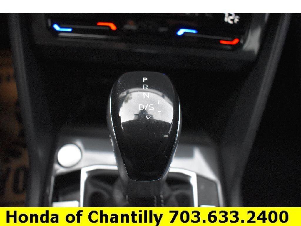 Used 2023 Volkswagen Tiguan SE image 17