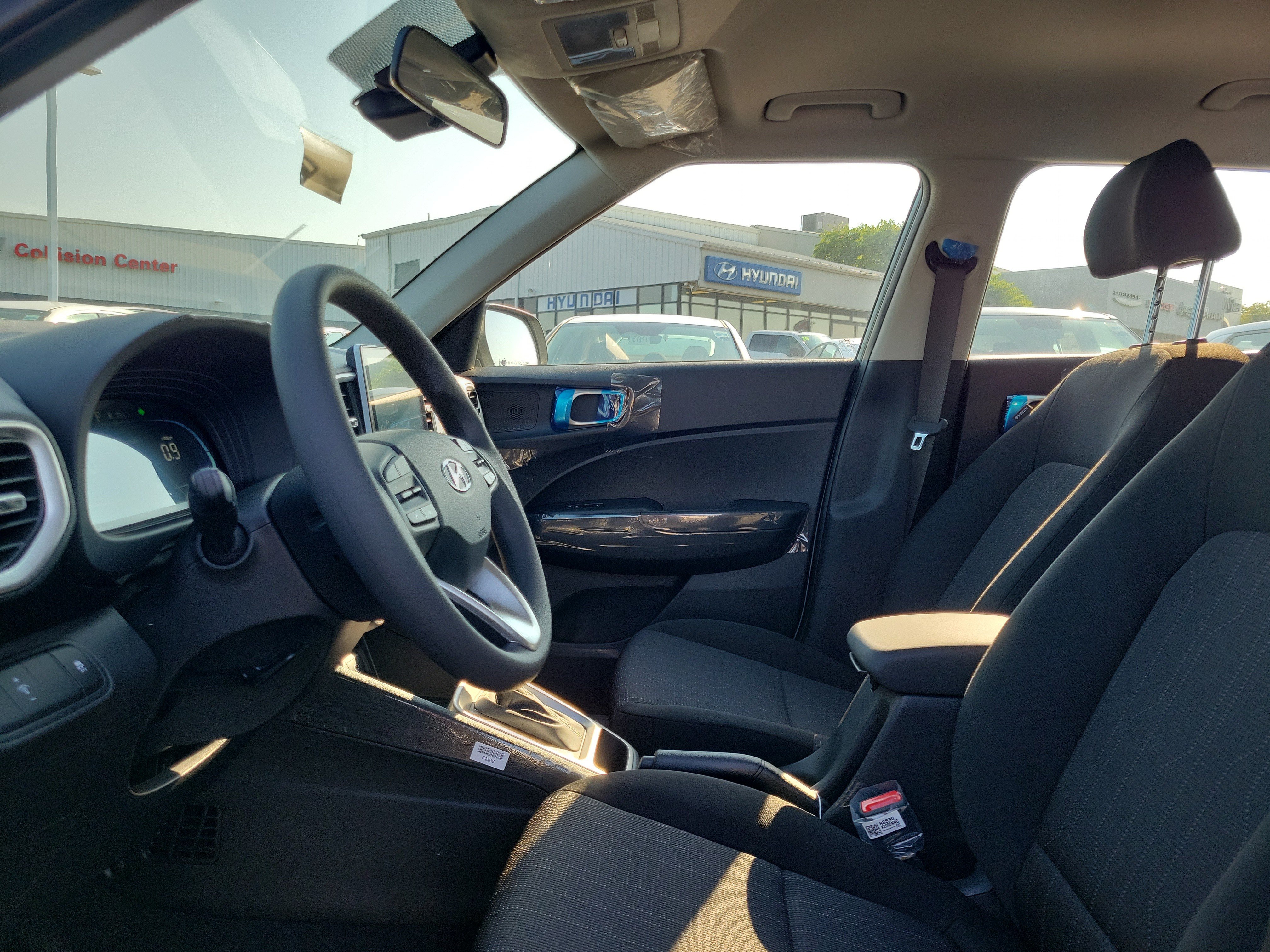 New 2026 Hyundai Venue SE FWD image 14