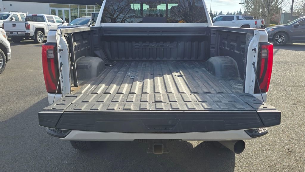Used 2024 GMC Sierra 3500 Denali Ultimate image 14