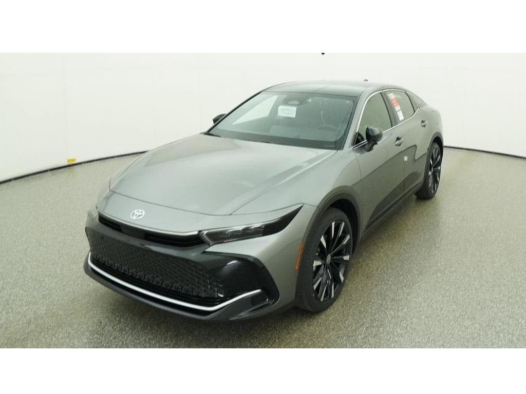 New 2026 Toyota Crown Platinum AWD/4WD image 17