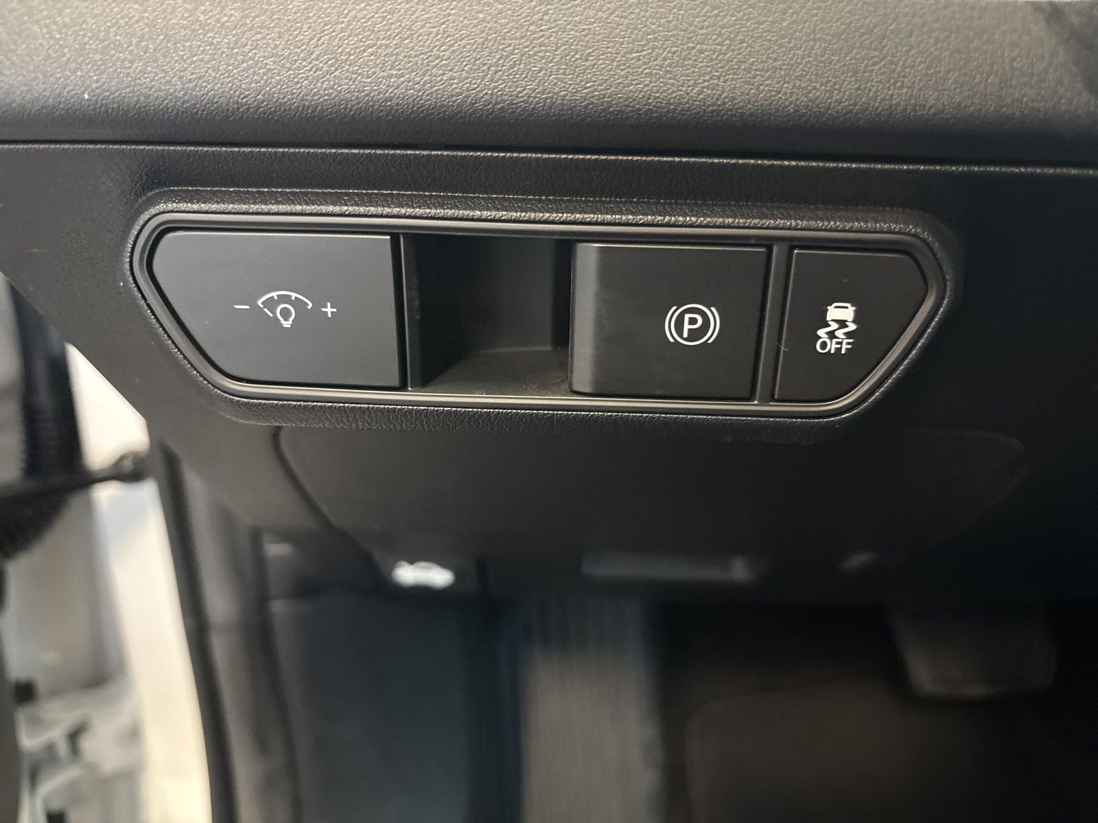 New 2025 Kia K4 EX image 15