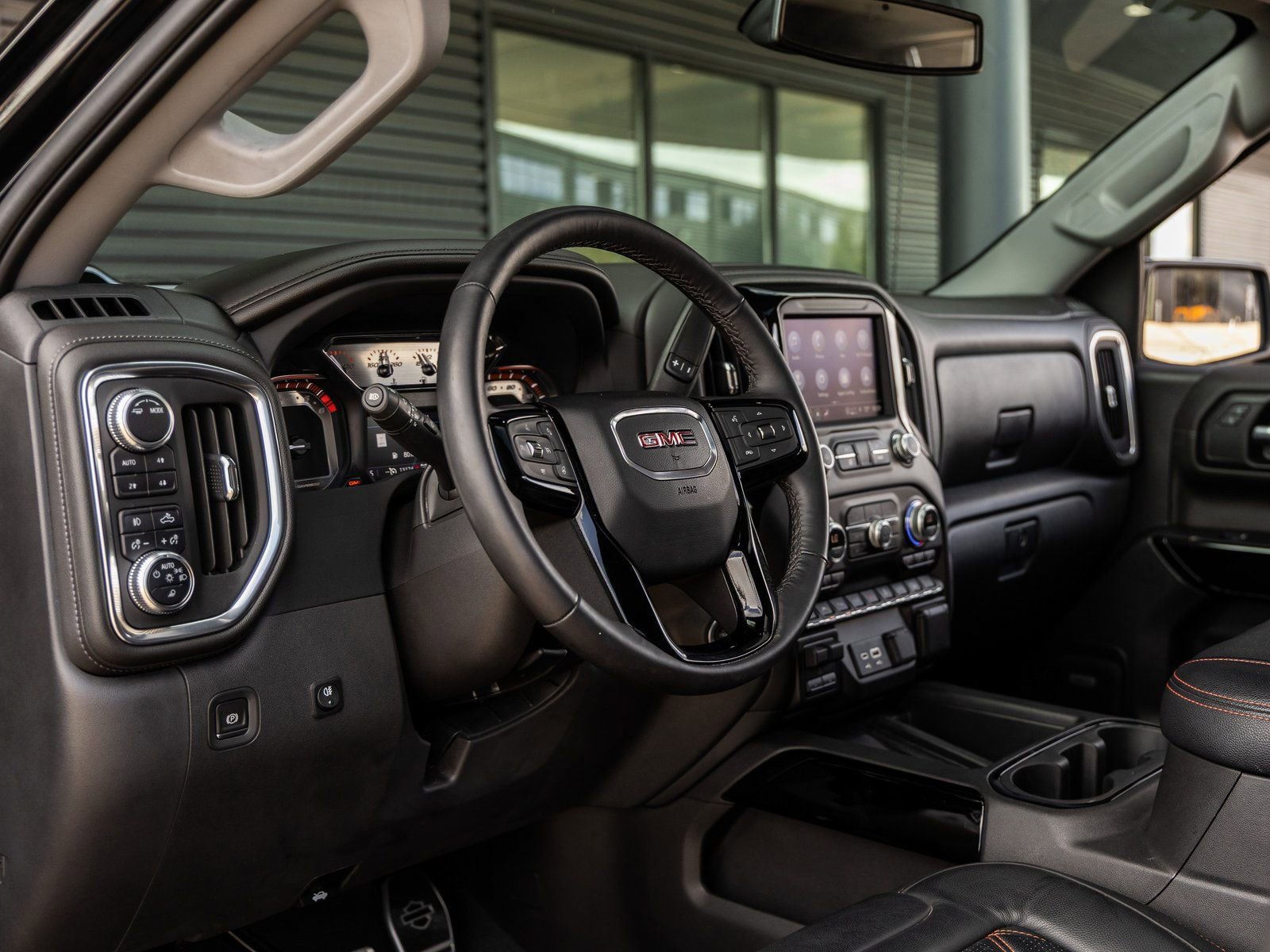 Used 2022 GMC Sierra 1500 SLT w/ SLT Premium Plus Package image 27