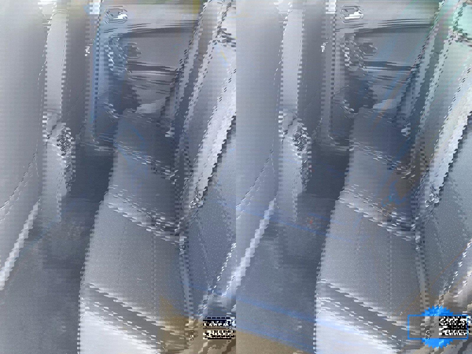 Used 2020 Volkswagen Tiguan SE image 18