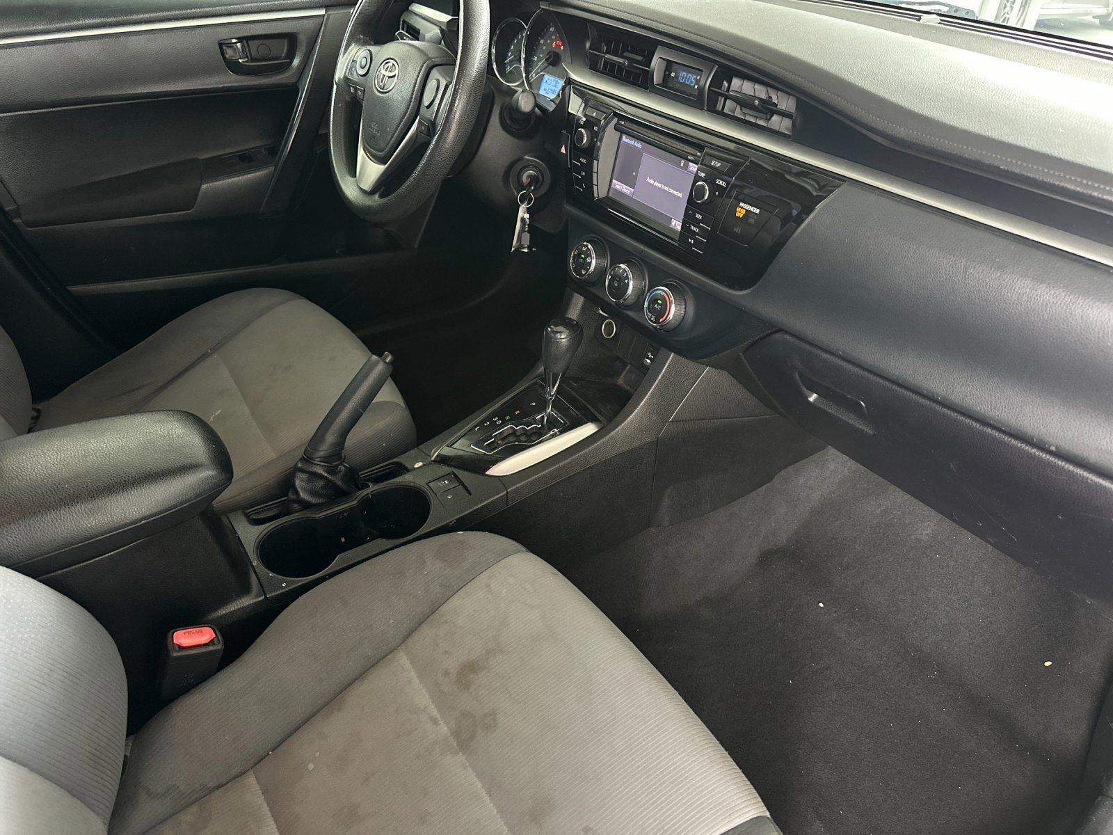 Used 2016 Toyota Corolla L image 14