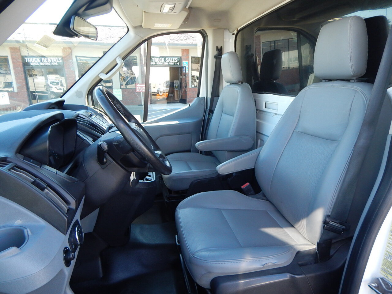 Used 2019 Ford Transit 350 138 DRW w/ Premium Package RWD image 19