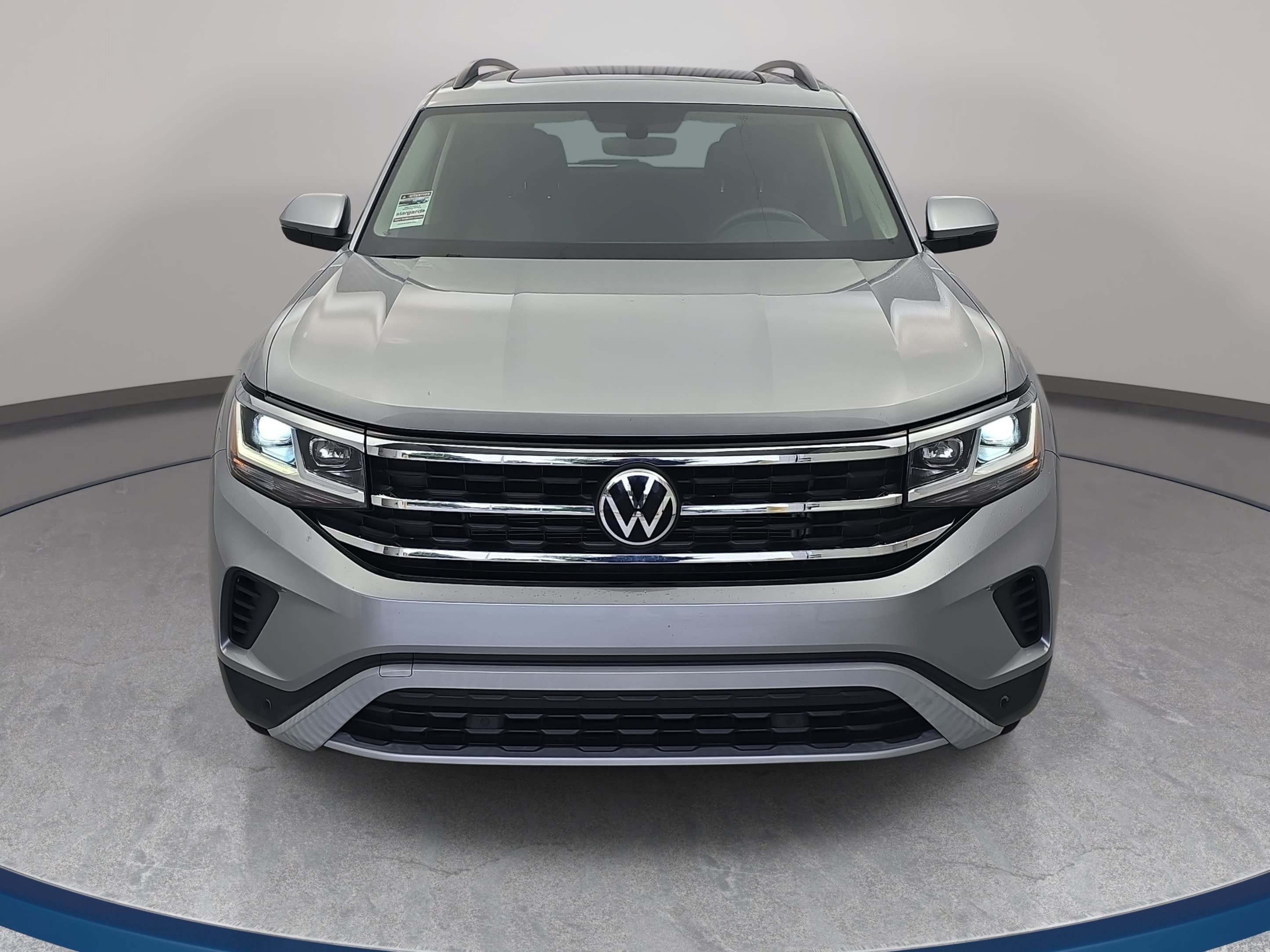Certified 2023 Volkswagen Atlas SE w/ Panoramic Sunroof Package AWD/4WD image 2