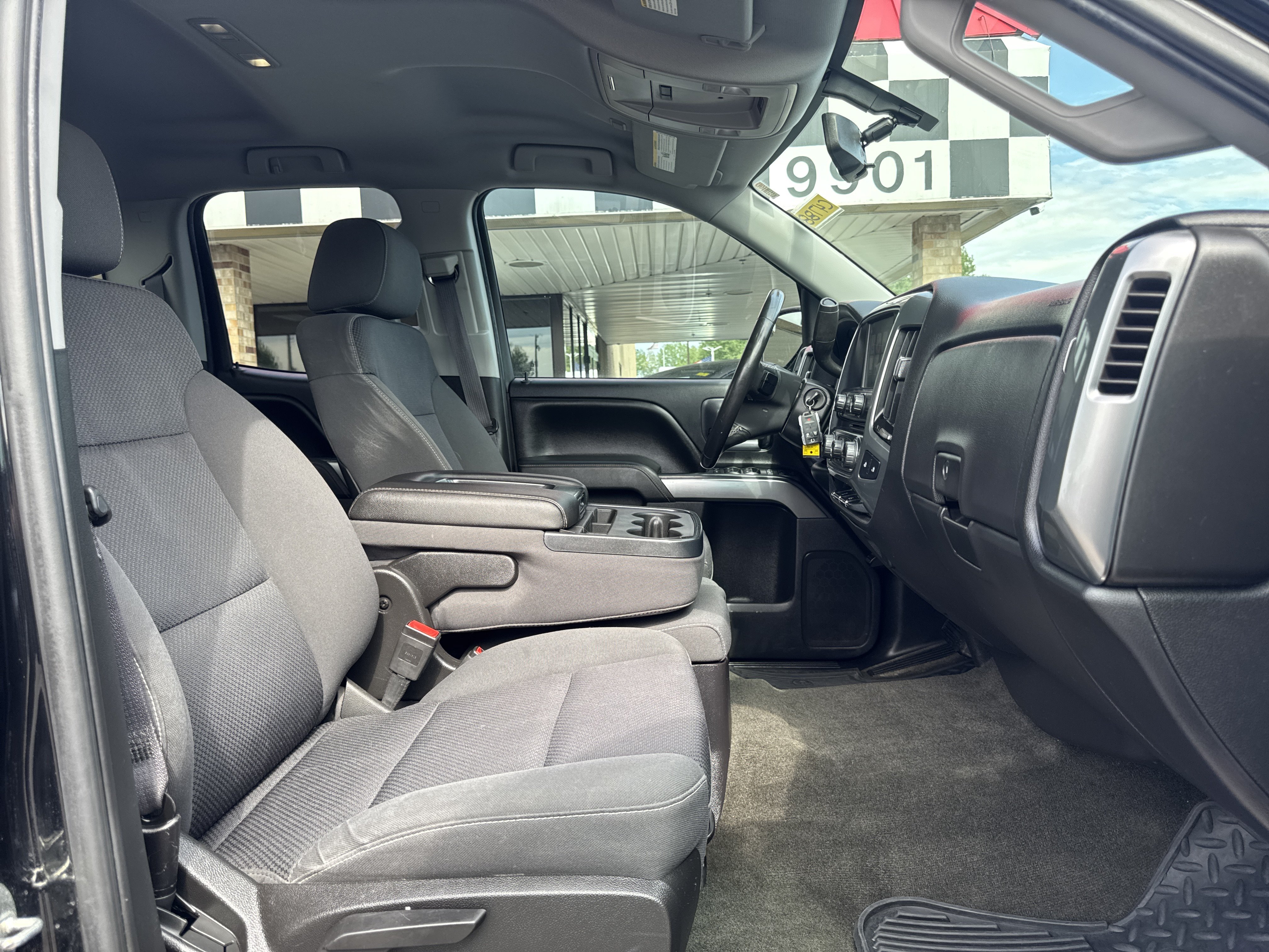 Used 2015 Chevrolet Silverado 1500 LT w/ All Star Edition AWD/4WD image 25