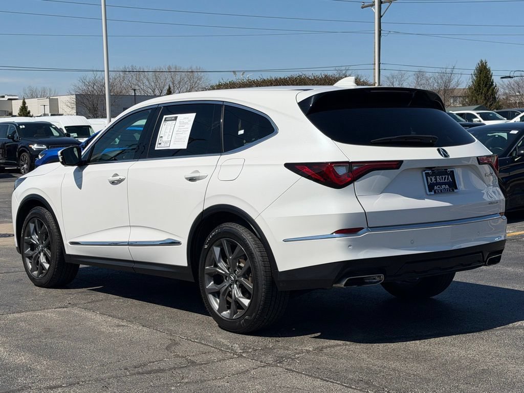 Used 2023 Acura MDX SH-AWD w/ Technology Package image 4