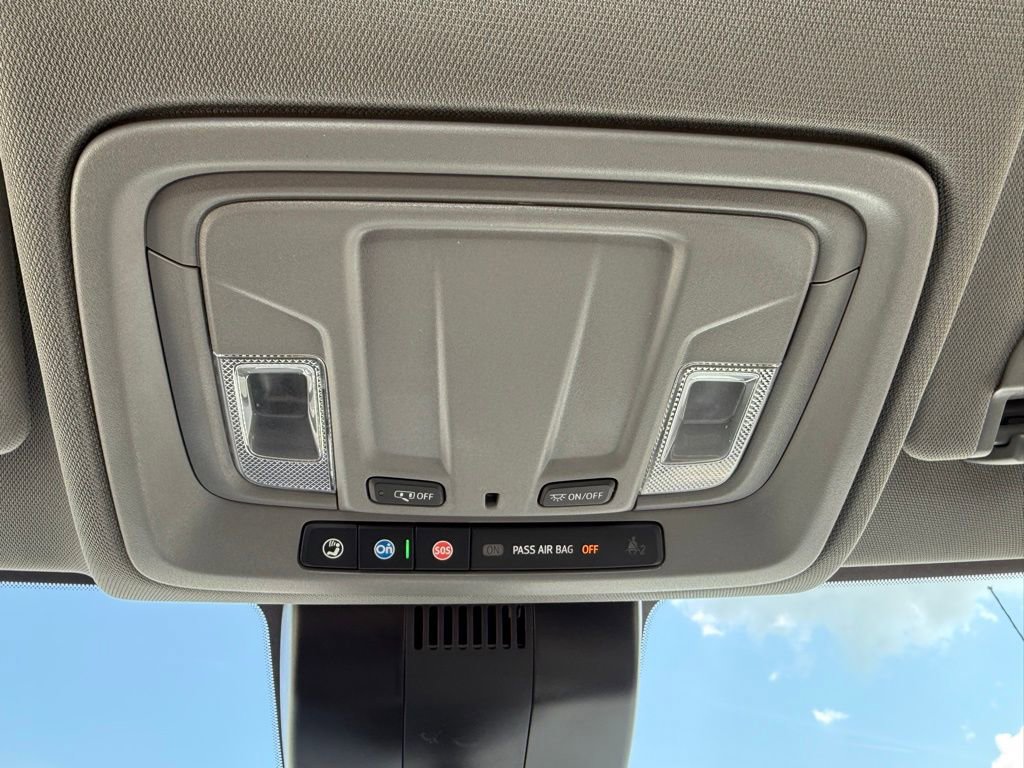 Used 2024 Chevrolet Silverado 1500 W/T image 33