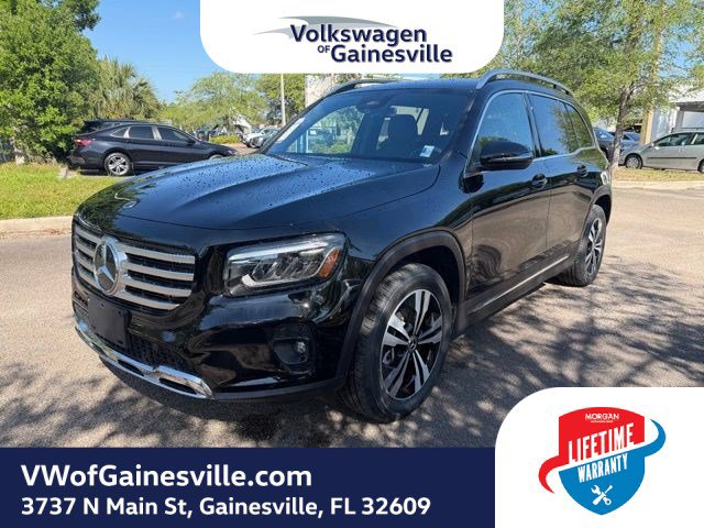 Used 2025 Mercedes-Benz GLB 250 image 3