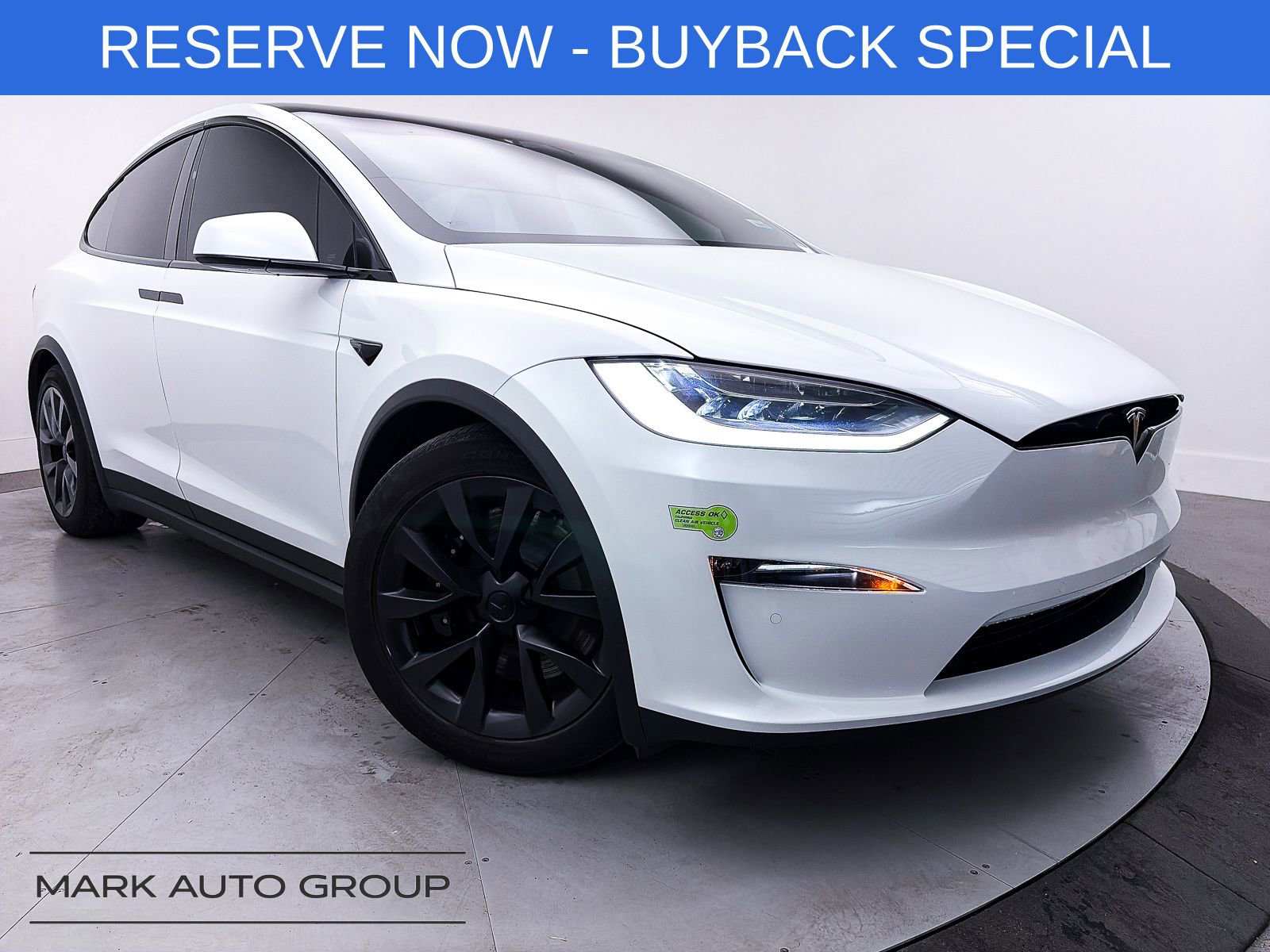 Used 2023 Tesla Model X Standard Range image 1