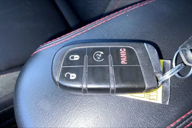 Used 2016 Jeep Renegade Trailhawk AWD/4WD image 10