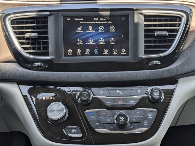 Used 2019 Chrysler Pacifica Touring-L FWD image 21