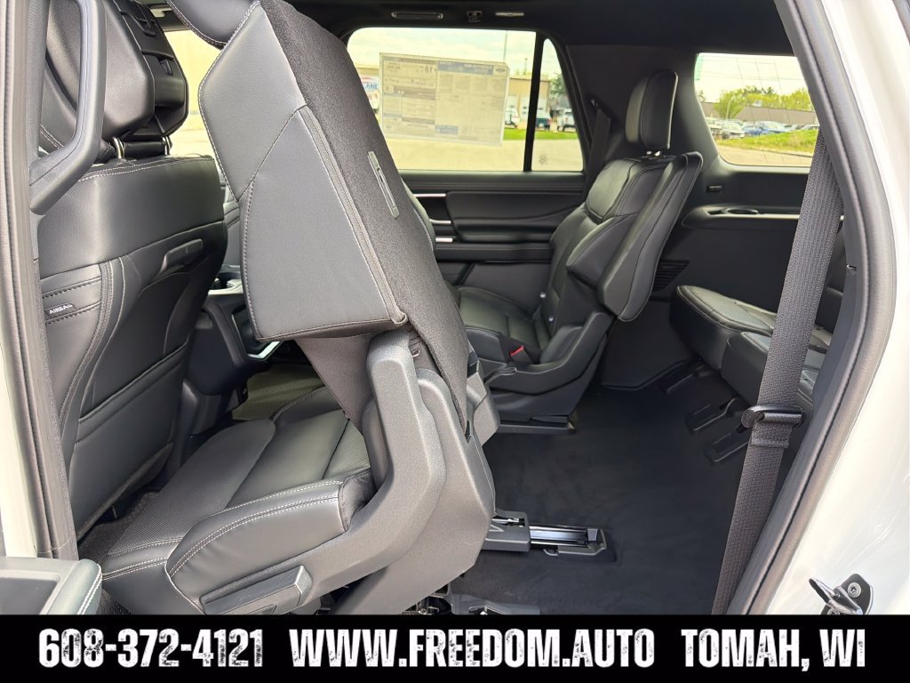 New 2026 Ford Expedition Max Platinum w/ Stealth Appearance Package AWD/4WD image 25