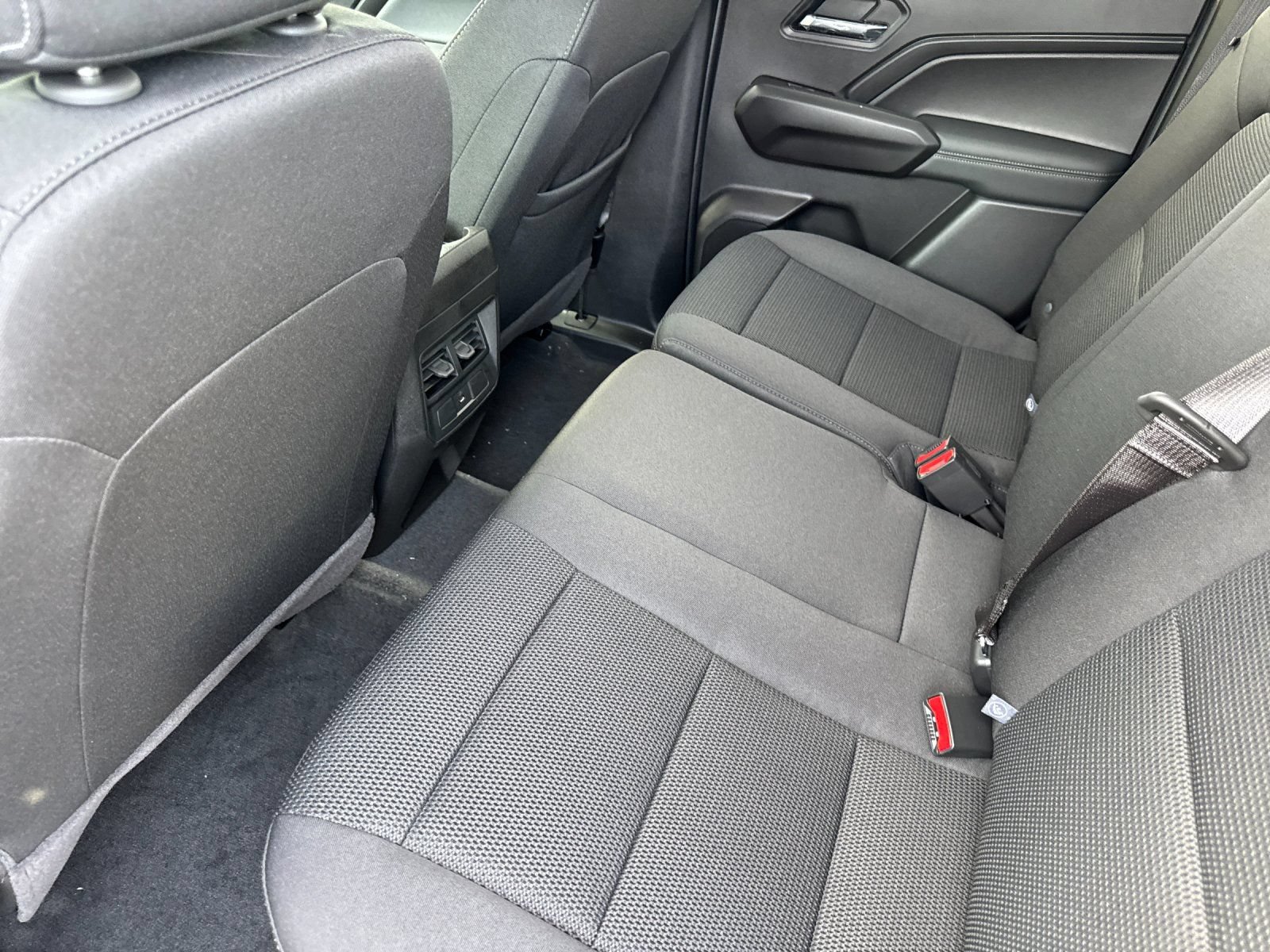 New 2026 GMC Canyon Elevation w/ Technology Package RWD image 12
