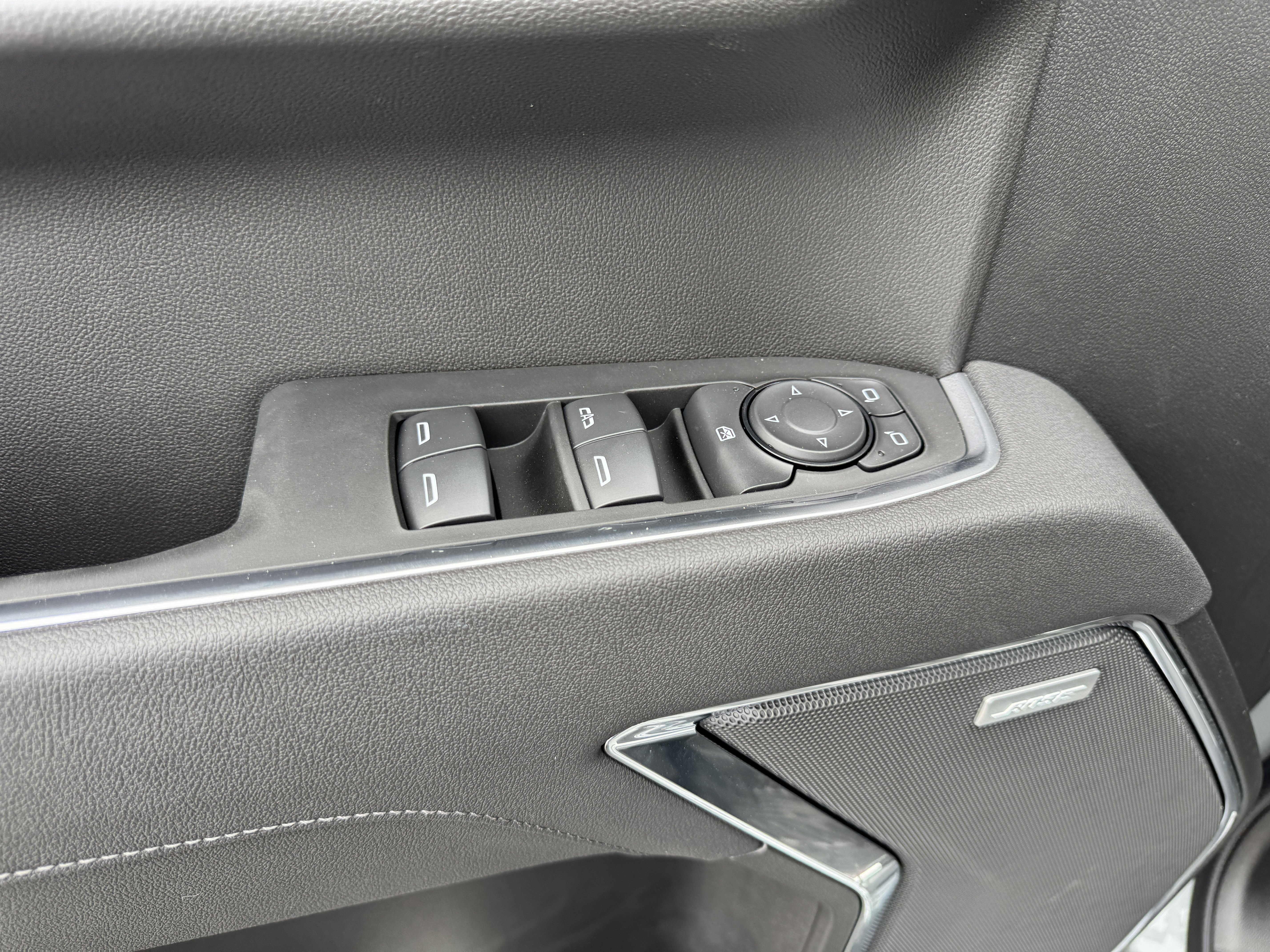 New 2025 Chevrolet Silverado 1500 LT Trail Boss w/ Convenience Package II image 11
