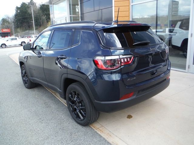 New 2026 Jeep Compass Latitude AWD/4WD image 10