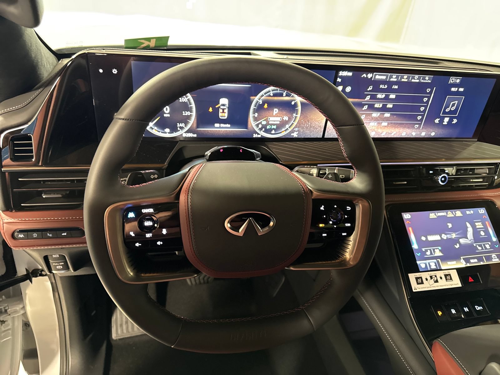 New 2027 INFINITI QX80 Autograph AWD/4WD image 15