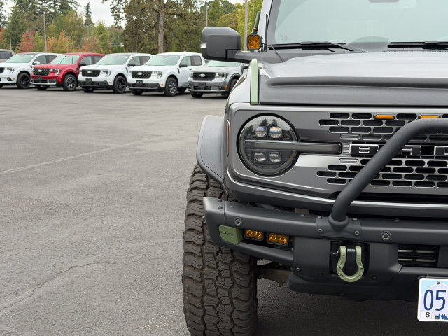 Used 2024 Ford Bronco Badlands AWD/4WD image 8