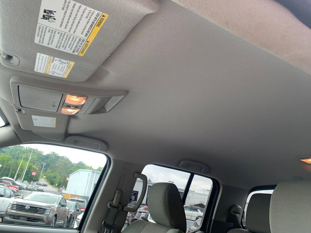 Used 2021 Nissan Frontier SV RWD image 16