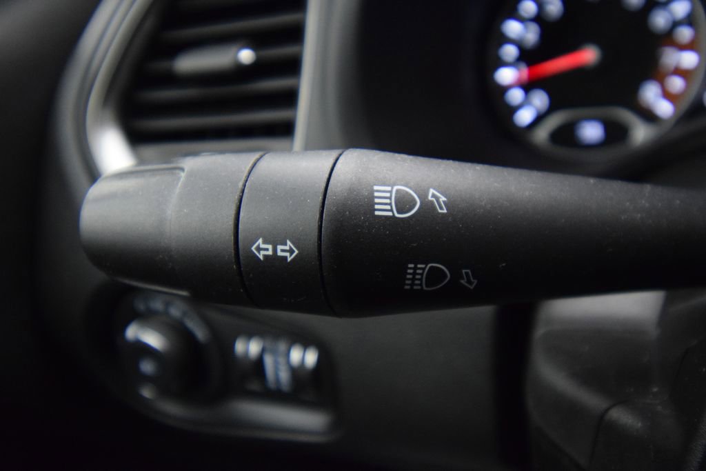 Used 2022 Jeep Renegade Latitude w/ Convenience Group AWD/4WD image 38