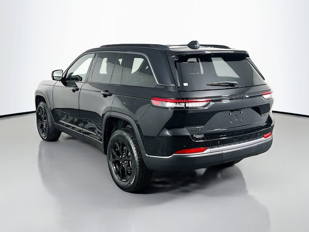 New 2026 Jeep Grand Cherokee Altitude AWD/4WD image 5