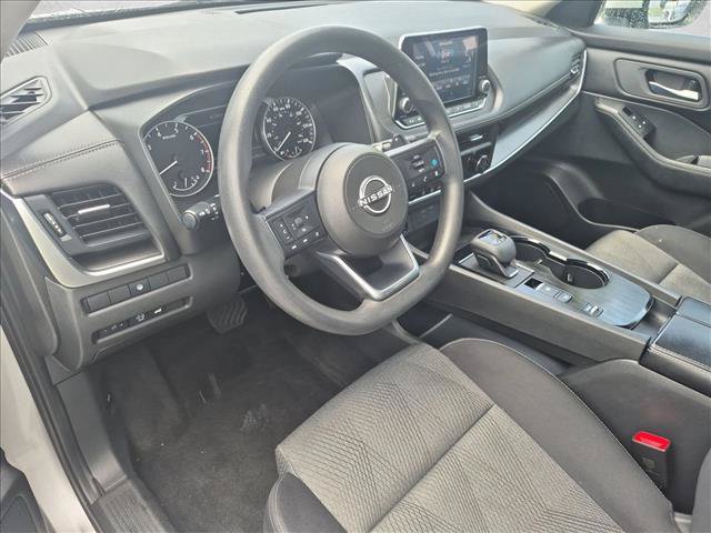 Certified 2024 Nissan Rogue SV FWD image 10