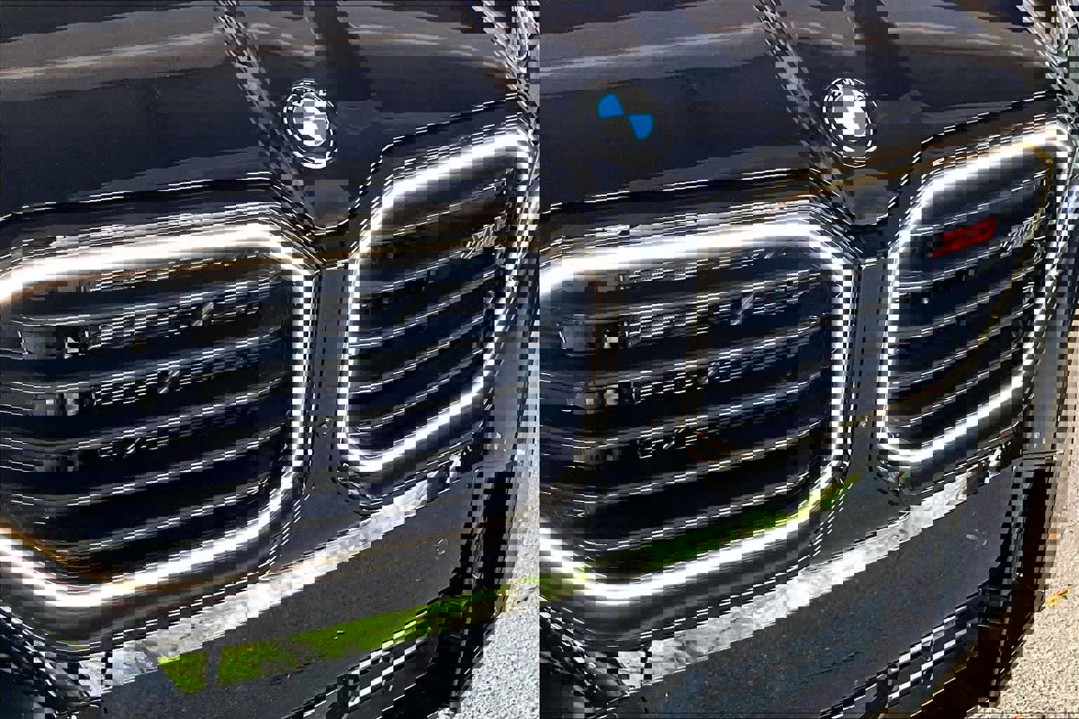 Used 2026 BMW XM Label Red image 27