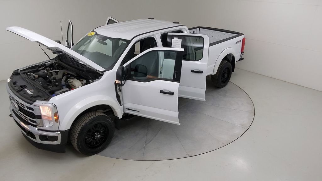 Used 2024 Ford F350 XLT image 54