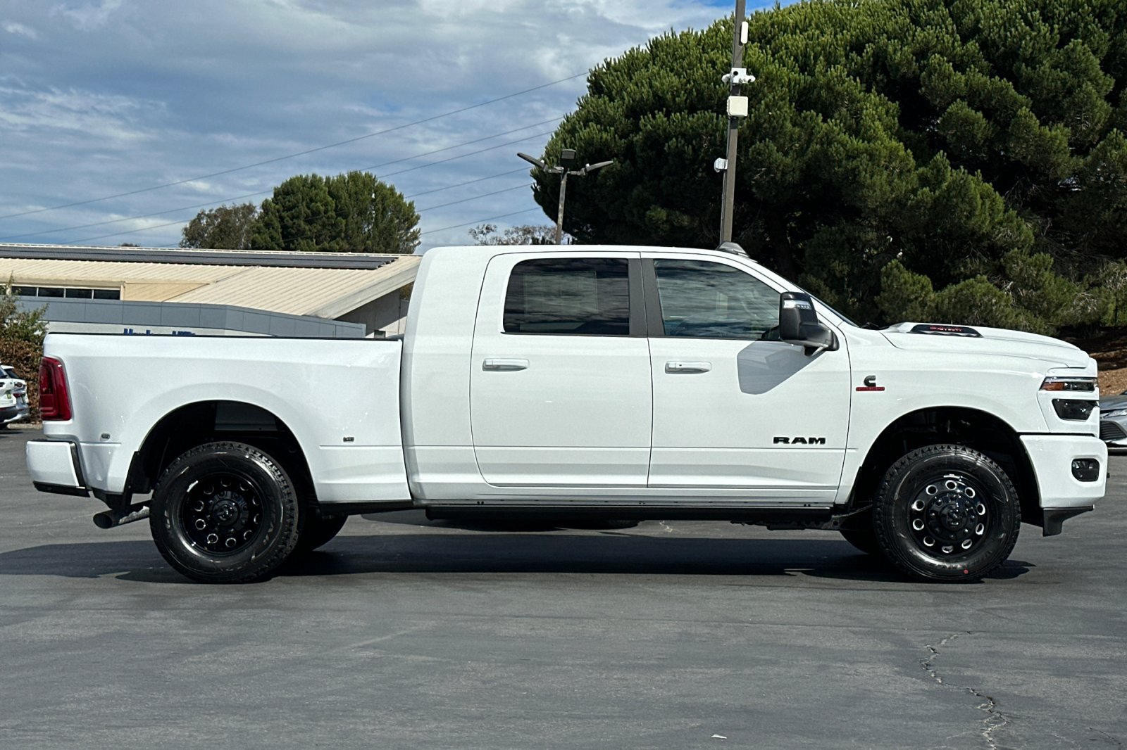 New 2026 RAM 3500 Laramie AWD/4WD image 3