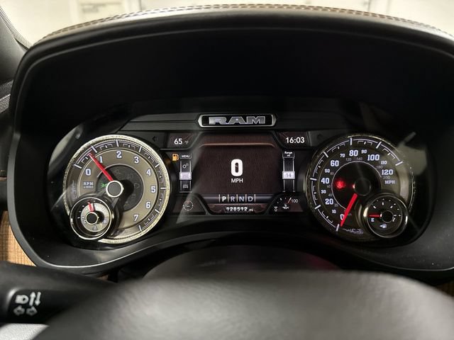 Used 2022 RAM 1500 Limited w/ Body Color Bumper Group AWD/4WD image 12