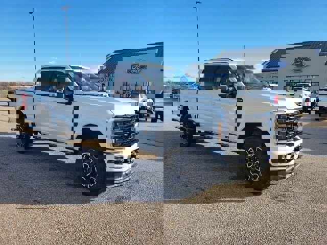 New 2026 Ford F250 Platinum image 26