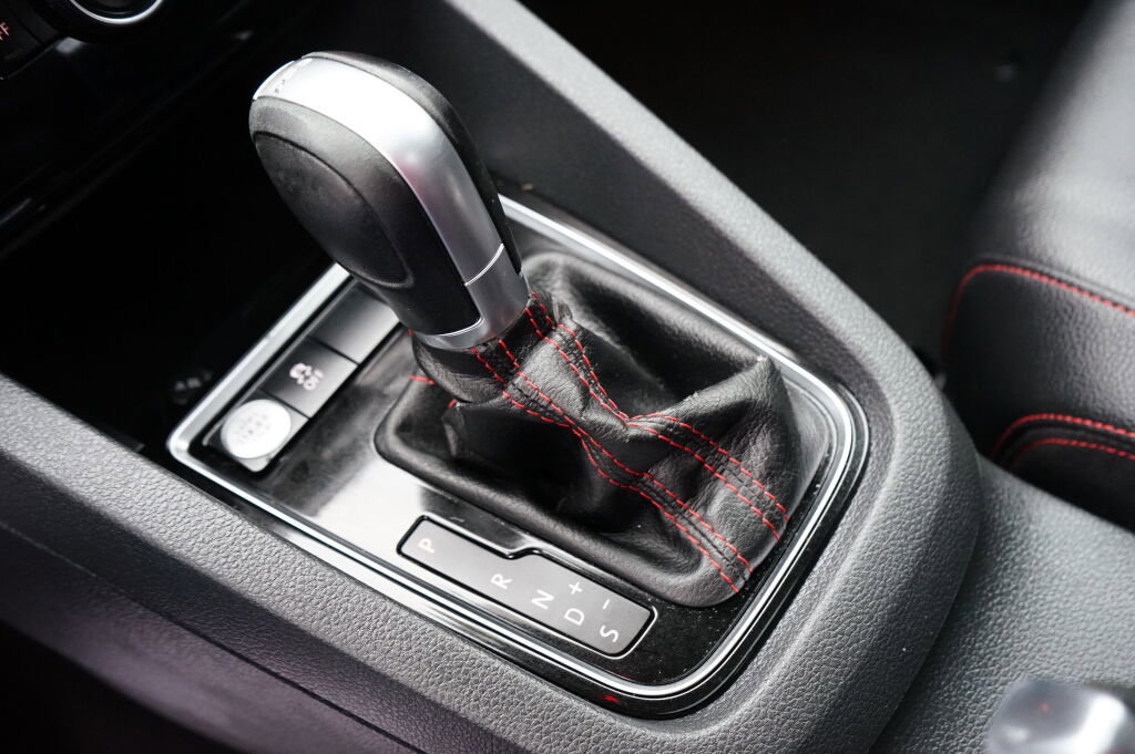 Used 2017 Volkswagen Jetta GLI image 15