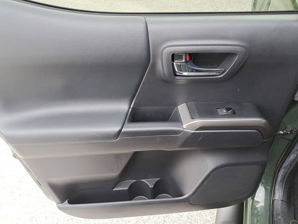 Certified 2022 Toyota Tacoma Limited image 7