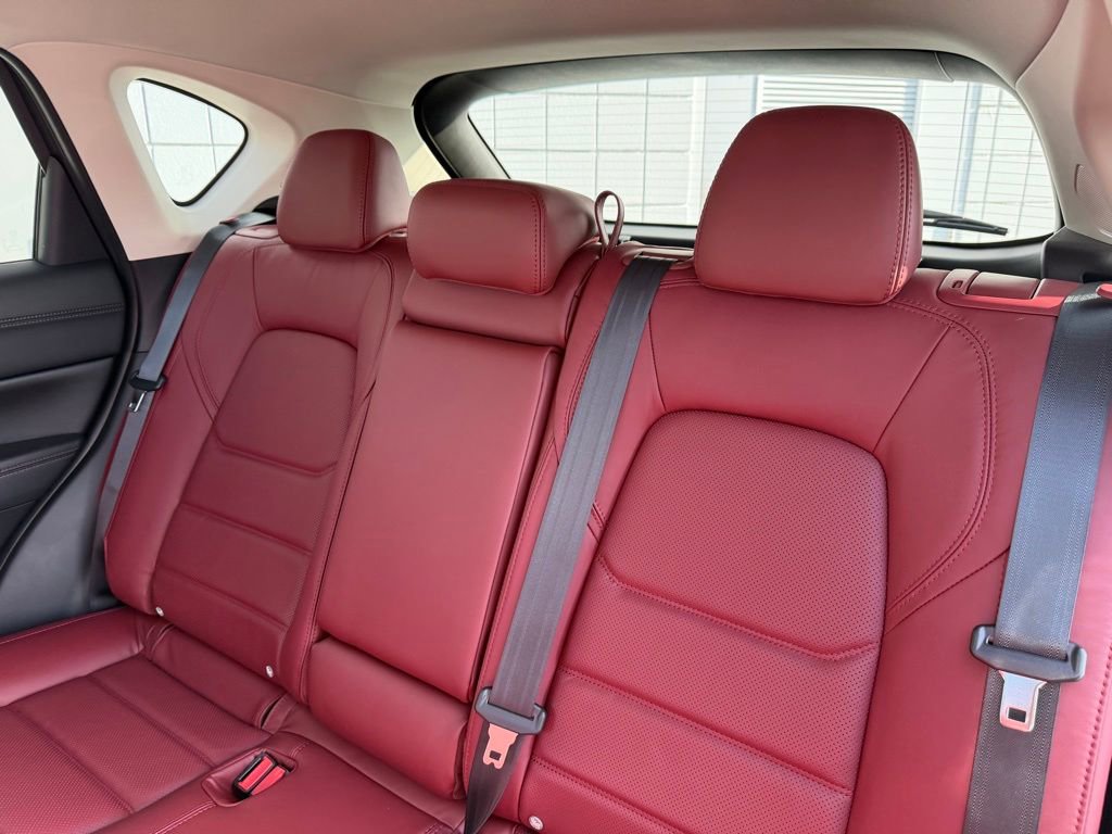 New 2025 MAZDA CX-5 Carbon Edition image 19